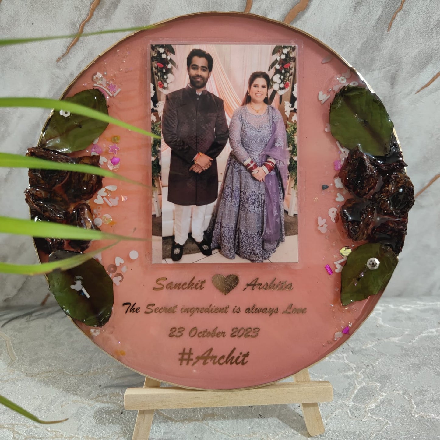 8 inch round with stand 3d flower