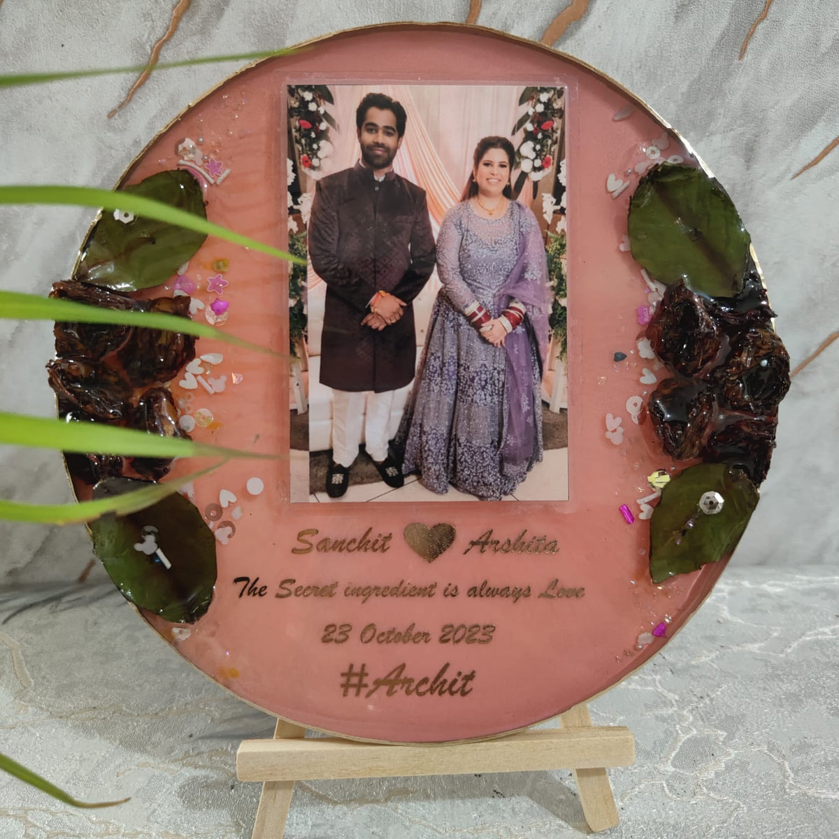 8 inch round with stand 3d flower
