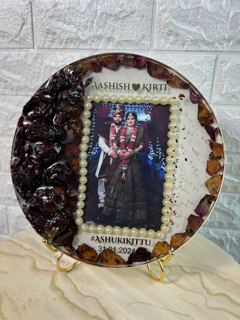 10 Inch 3D Round Varmala Preservation Frame with Photo