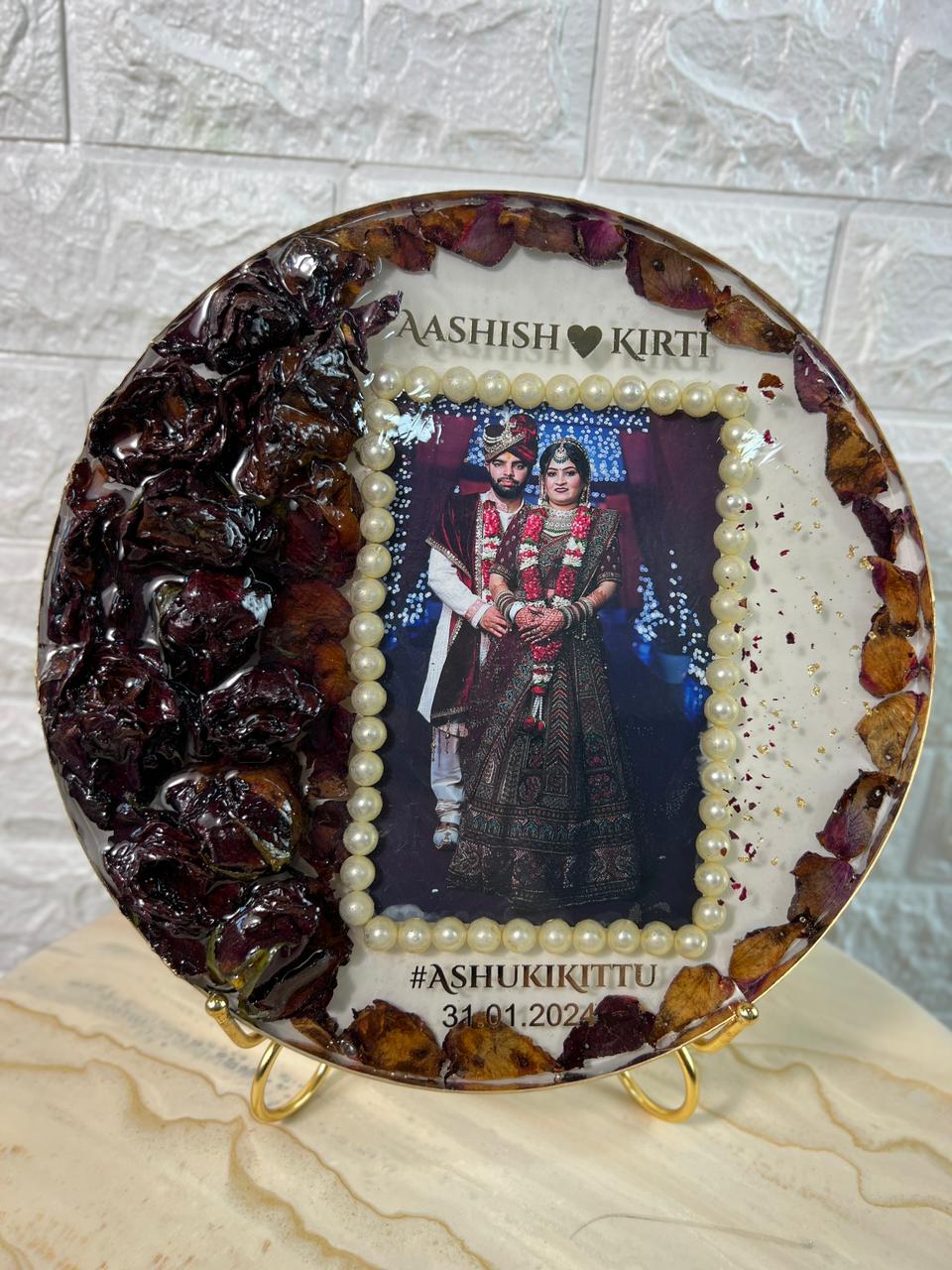 10 Inch 3D Round Varmala Preservation Frame with Photo
