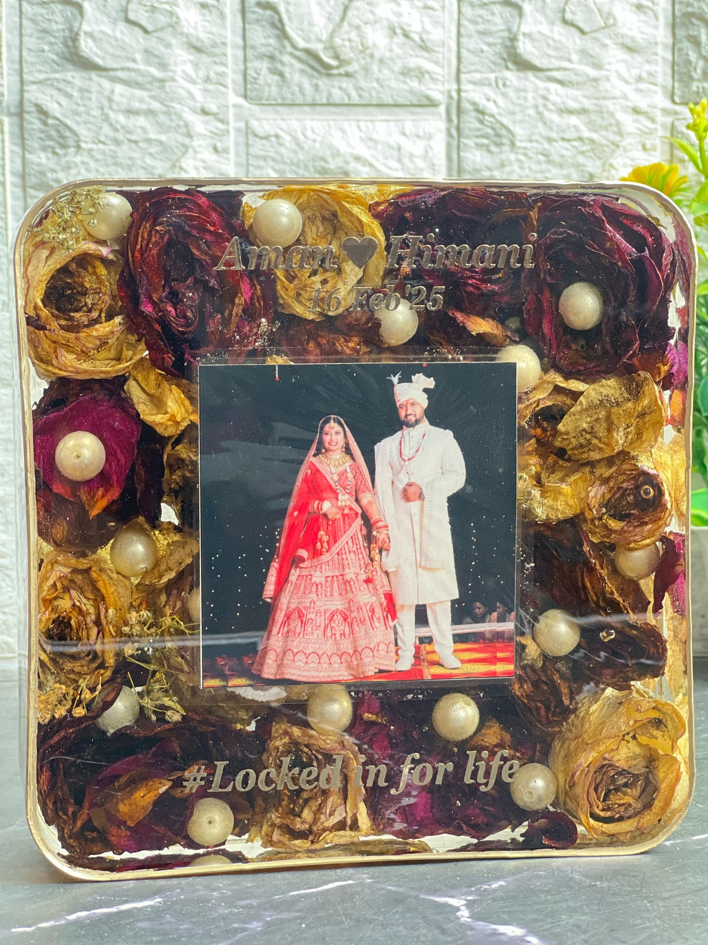 Resin 6-Inch Block with Couple photo & Varmala Preservation