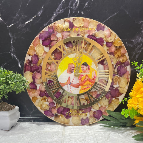 Resin-Preserved Wall Clock | Wedding Garland Keepsake Resin-Preserved Wall Clock | Wedding Garland Keepsake