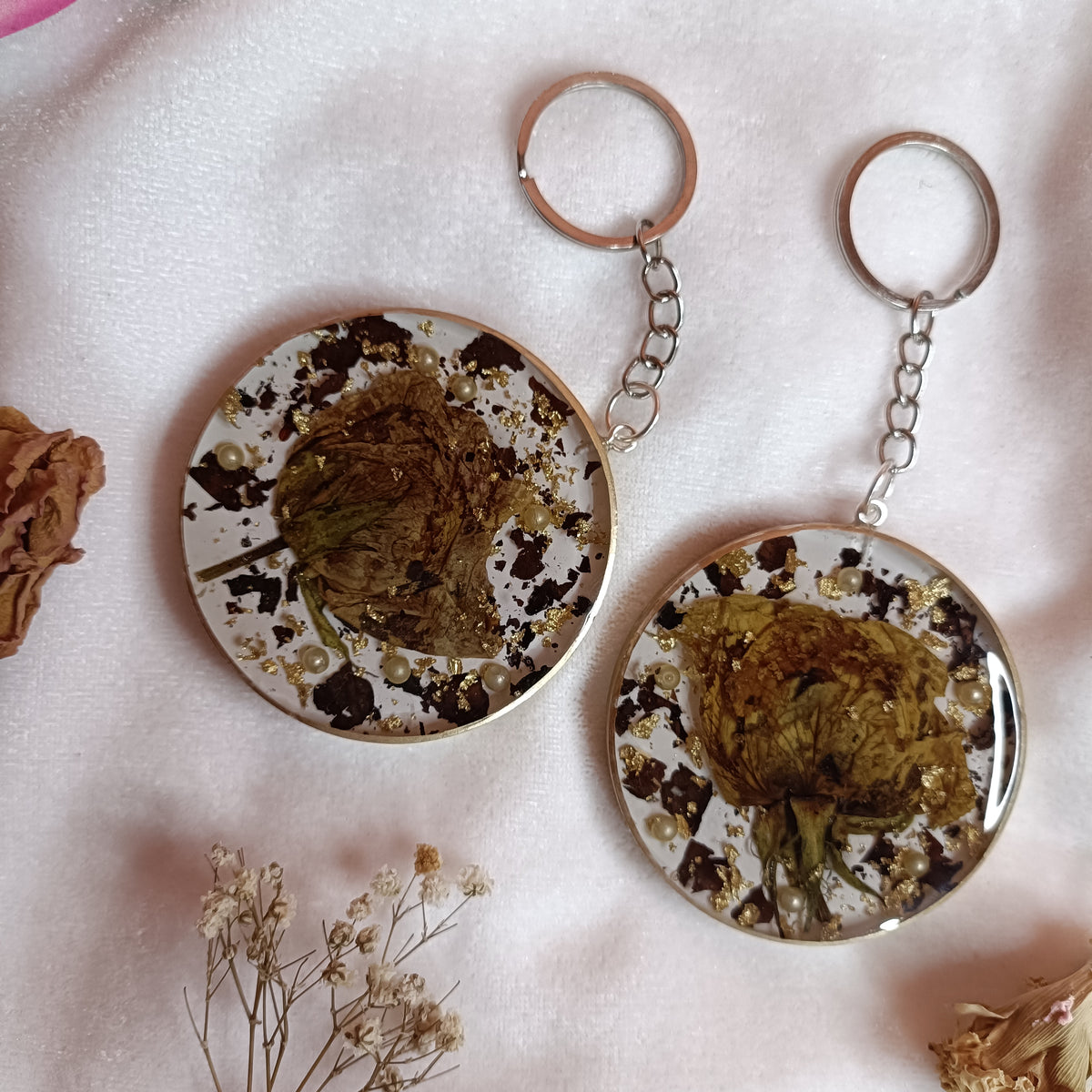 Resin Flower Preservation Keychains For Couple