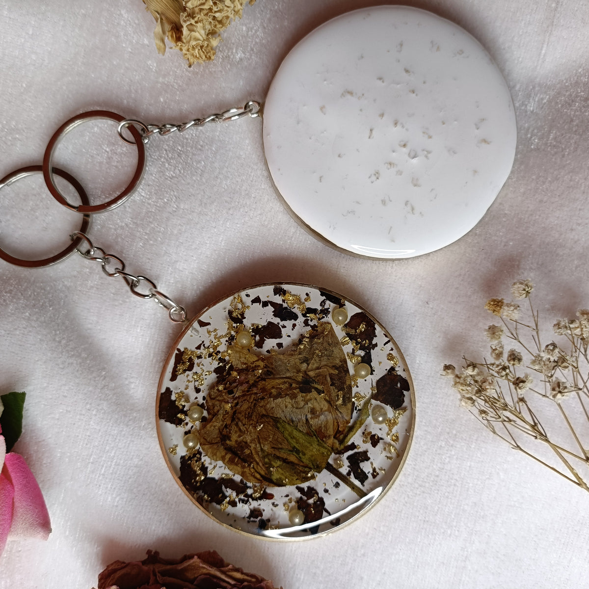 Resin Flower Preservation Keychains For Couple