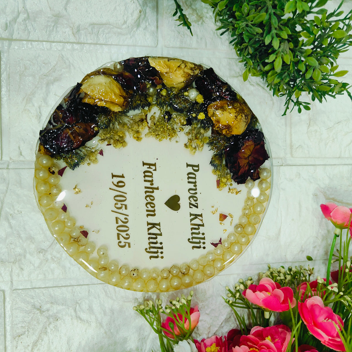 Resin 5inch Round with Half side flowers & Half side Name Date with Pearls border Flowers Preservation