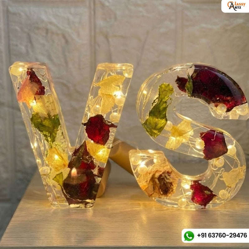 Resin 4 inch name initial Lamp with Qurki Lights with Sing Flowers Round curve shape Flowers & petals Flowers Presaervation