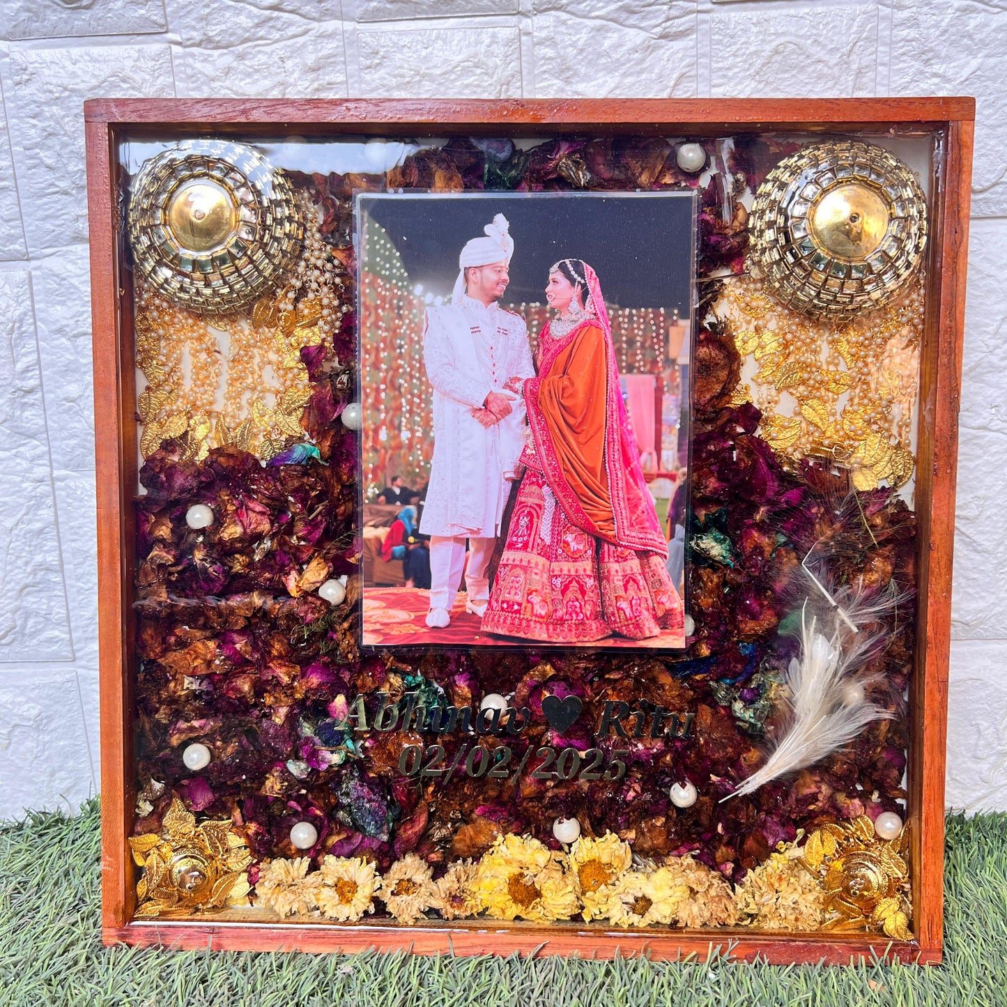 Resin 14 by 14 inch Square Frame with couple photo & kalangi & Keleera with Flowers petals Varmala Preservation
