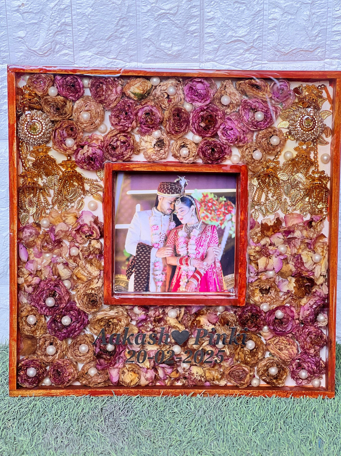 Resin 16 by 16 inch double frame with Keleera , Flowers , with couple Photo & Name Varmala Preservation