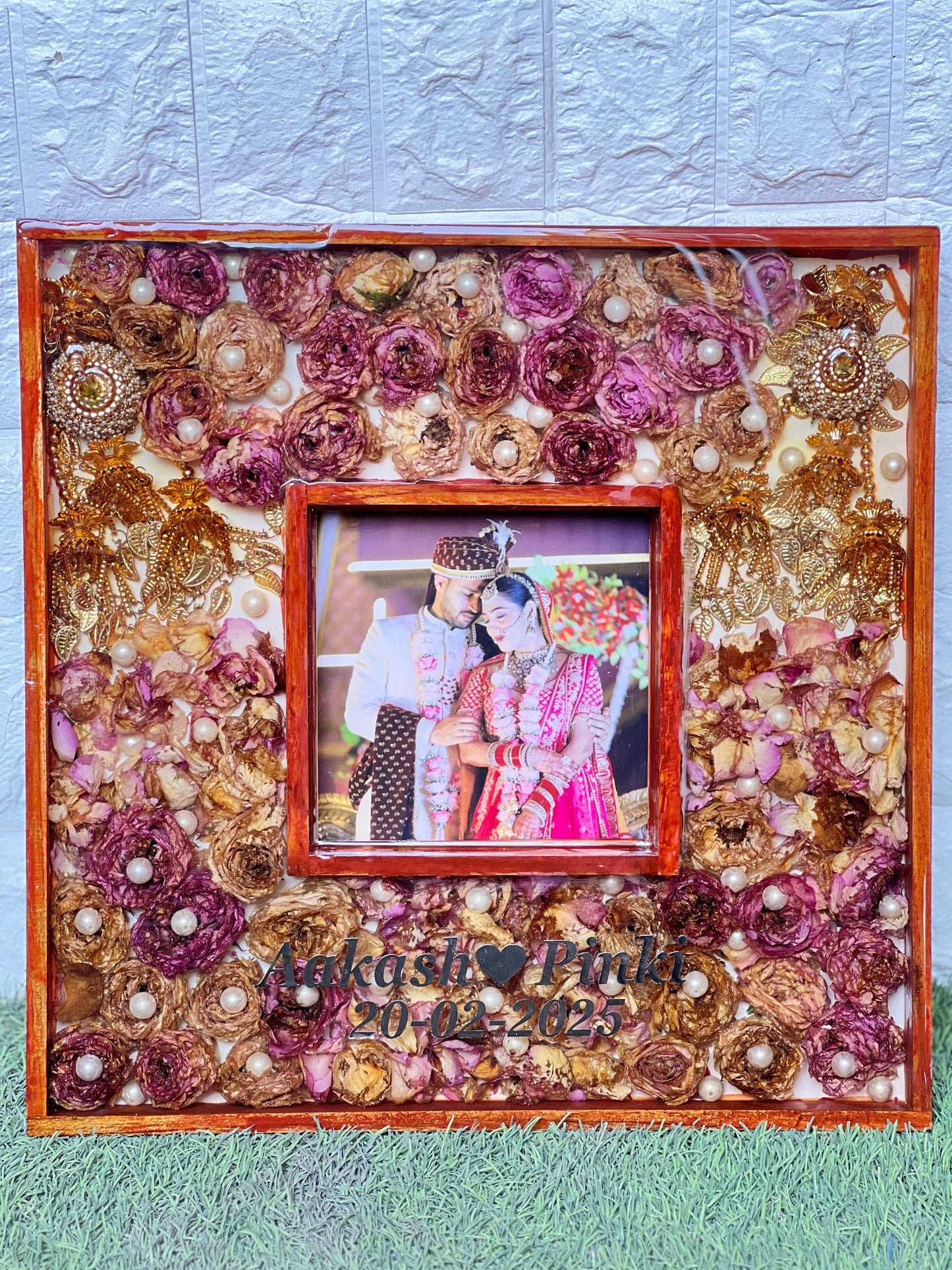 Resin 16 by 16 inch double frame with Keleera , Flowers , with couple Photo & Name Varmala Preservation
