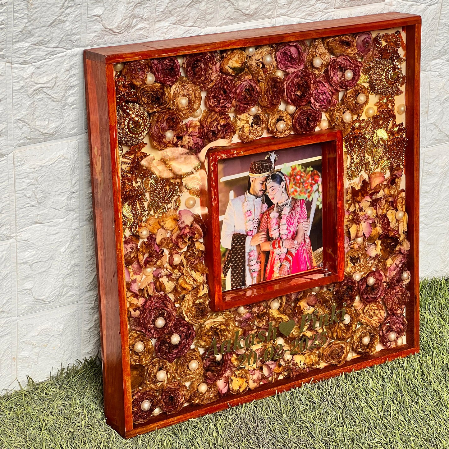 Resin 16 by 16 inch double frame with Keleera , Flowers , with couple Photo & Name Varmala Preservation