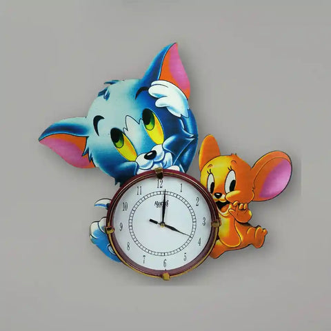 Wooden Tom and Jerry Analog Wall Clock Wooden Tom and Jerry Analog Wall Clock