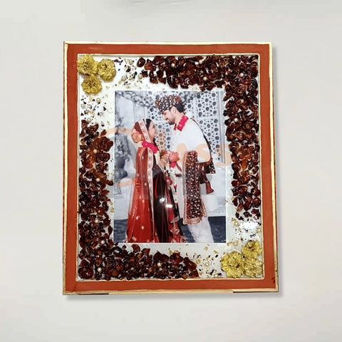 varmala-photo-frame-3d-flower-preserved-in-a-resin-frame varmala-photo-frame-3d-flower-preserved-in-a-resin-frame
