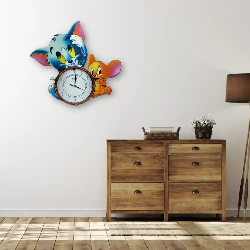 Wooden Tom and Jerry Analog Wall Clock Fancy Stylish Antique Wooden Hand Made Multicolour Wall Clock