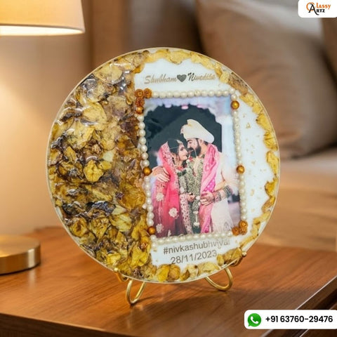 3D Half Side Flower Half Side Photo Preservation | Mesmerizing Yellow Photo Frame with Metal Stand