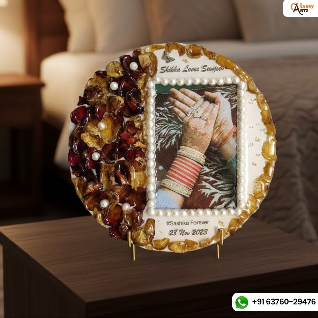 3D Varmala Flower Preservation Resin Frame with Metallic Stand  (10 Inch)