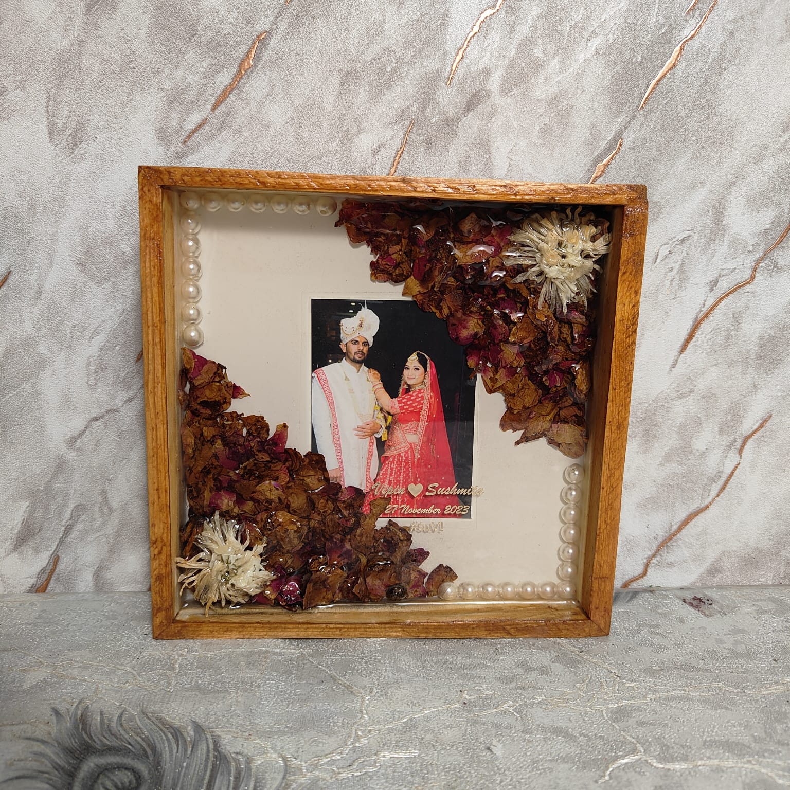 Handmade Wedding Flower Preservation Frame (8-Inch) | Unique Anniversary Gift