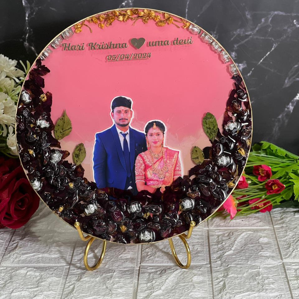 10 inch round varmala preservation table frame with pink base, dark roses