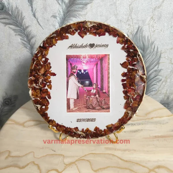 Personalized Wedding Garland Preservation Resin Frame | Preserve Varmala In Round Photo Frame | Wedding Varmala Exchange Memories Memento (8 Inch)