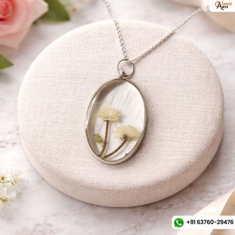 Customized Resin Real Flower Preservation Pendant For Wife