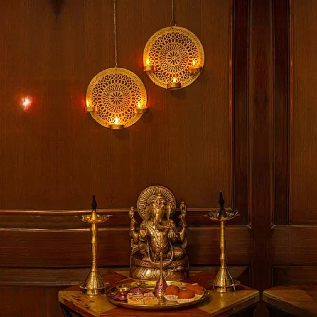 Golden Metallic Finish Wall Light Holder (7 Inches)