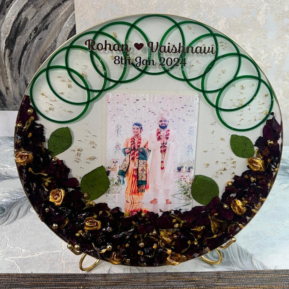 Beautiful resin 12 inch bangle varmala preservation frame with metal stand
