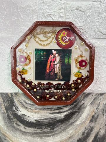 Octagonal-Shaped Wooden Varmala Preservation Photo Frame
