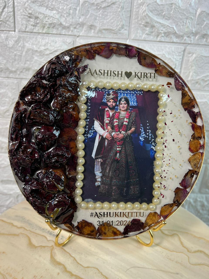 10 inch 3d round varmala preservation frame with photo and stand
