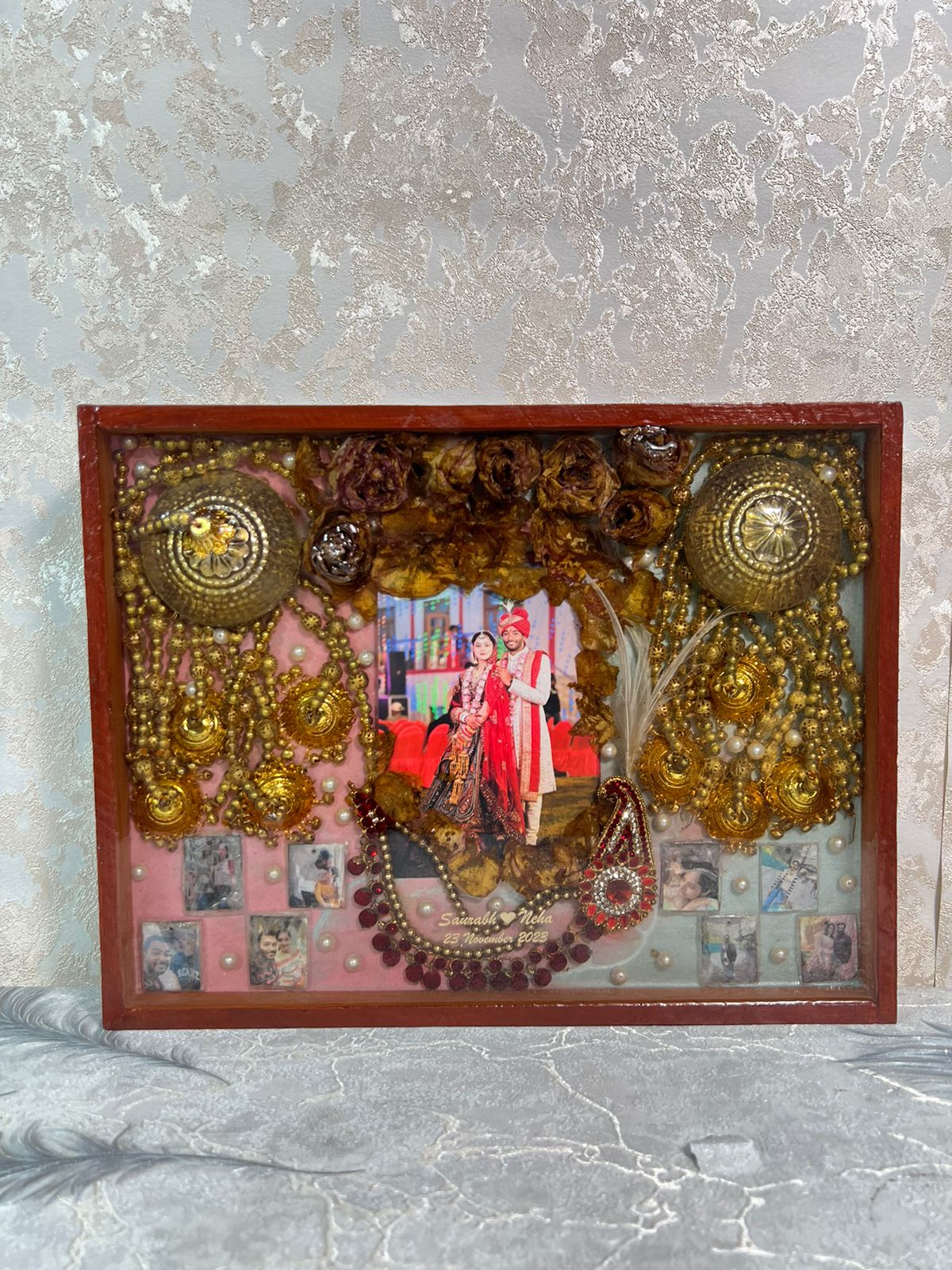 Varmala Preservation Resin Frame with Kaleera & Kalangi