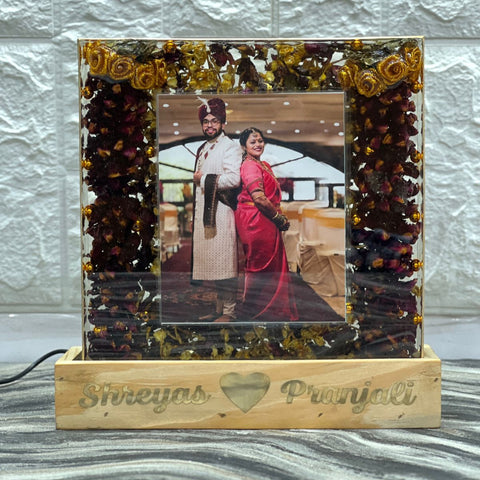 Marriage Garland Resin Art Frame with Teakwood LED Base