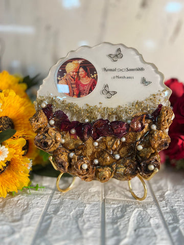 Resin 8inch curve shape yellow flowers with pearls with metal stand with couple photo and and Name varmala preservation