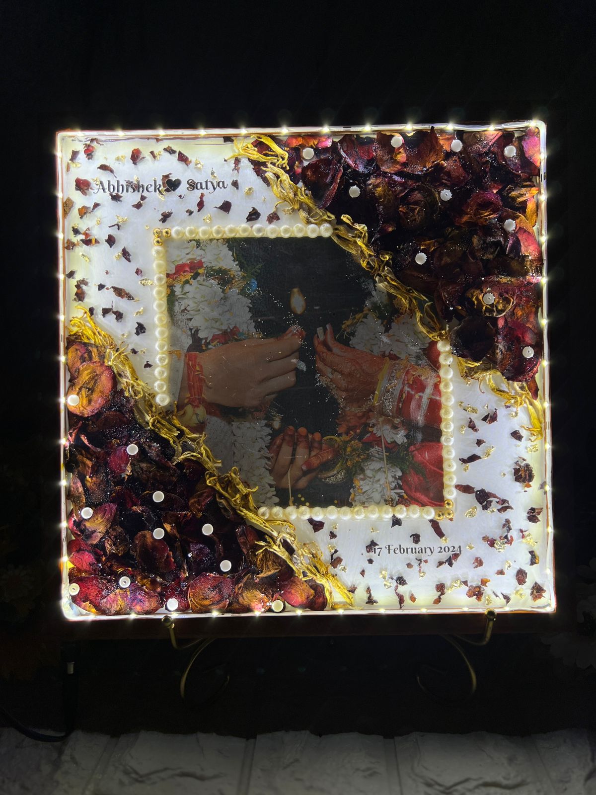 Resin 12by12 inch with red patels and pearl with couple photo and name and date with LED light varmala preservation
