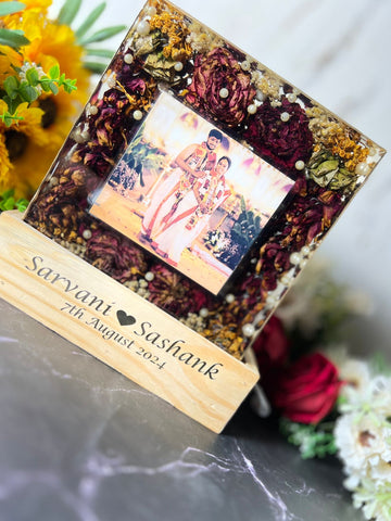 Resin-8inch squre with couple photo and LED stand with couple Name and date with BEAUTIFUL Varmala preservation