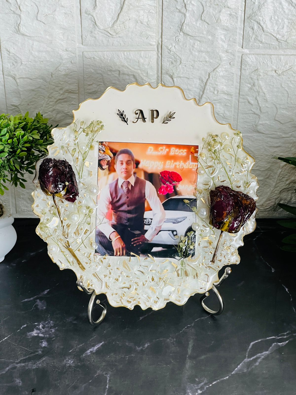 Resin 8inch curve shape gift frame with Real rose  Memories preservation