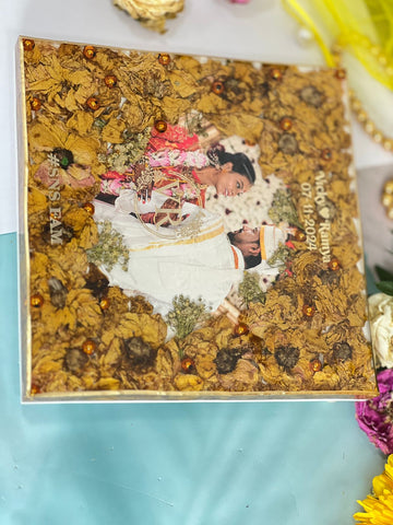 Resin 8inch squre with couple photo and Name and Date with Couple photo and Logo white Flower Varmala Preservation