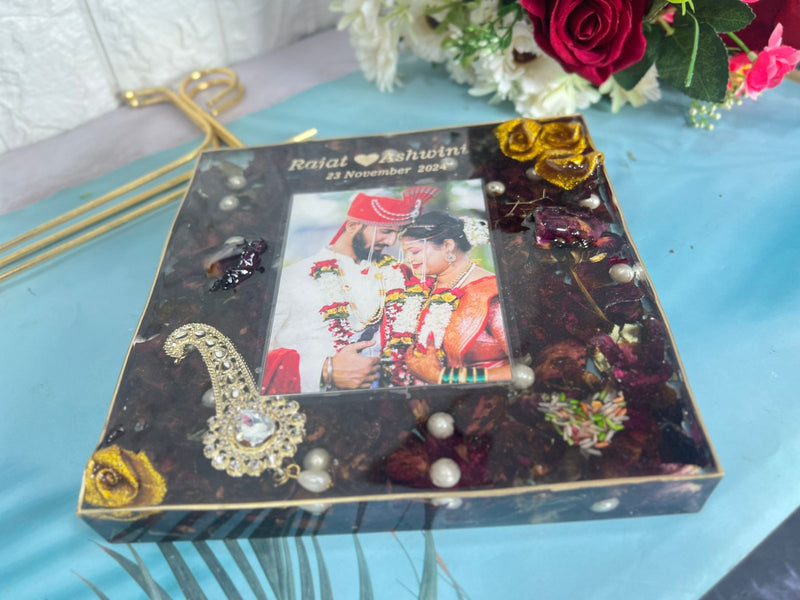 Wedding Roses, Photo and Kalangi Preserved in 8-Inches Resin Frame