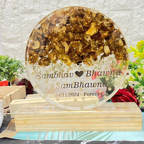 Wedding Garland Flowers Preservation in Resin 8-Inches Round Frame