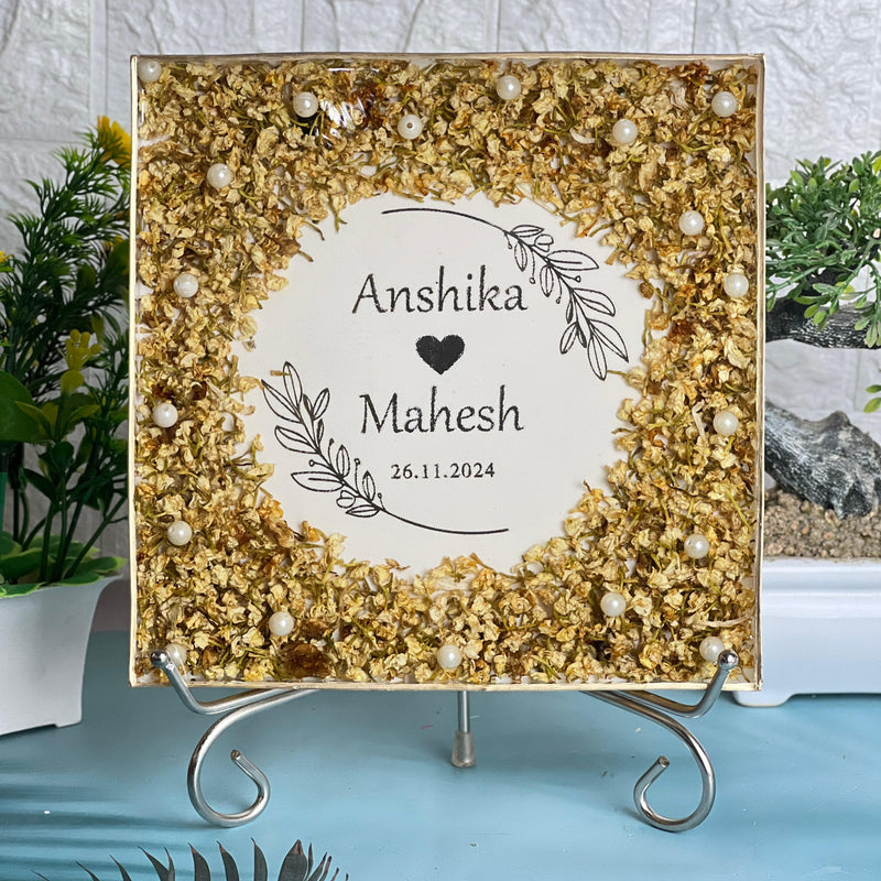 Wedding Invitation Preservation Resin Frame (8-Inches)