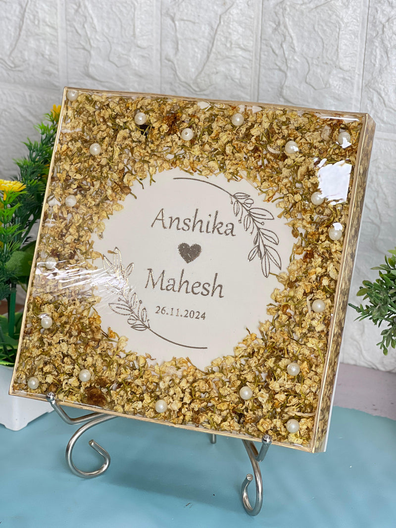 Wedding Invitation Preservation Resin Frame (8-Inches)