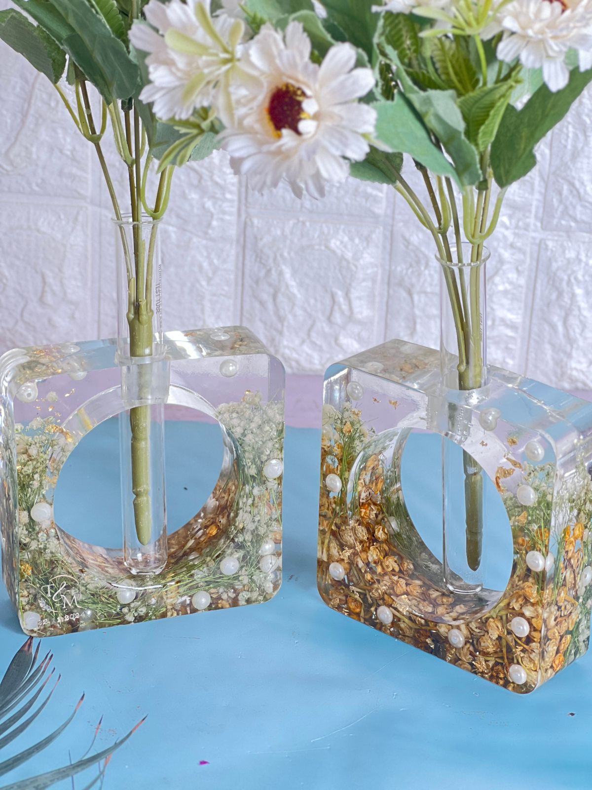 2 Combo Set of Resin Planter with Varmala Flowers Preservation