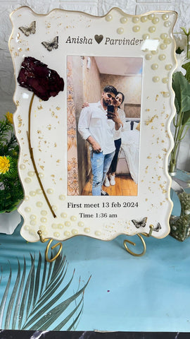 Resin Frame with First-Meeting Couple Photo and Rose Preservation (9 by 11 Inches)