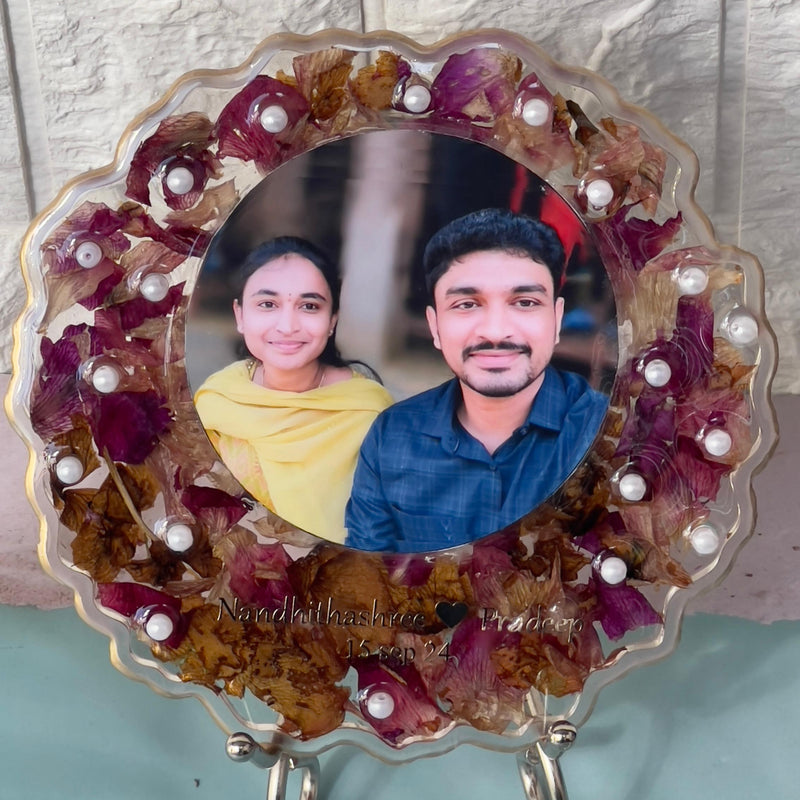 6-Inches Resin Frame with Flowers & Photo of First-Date