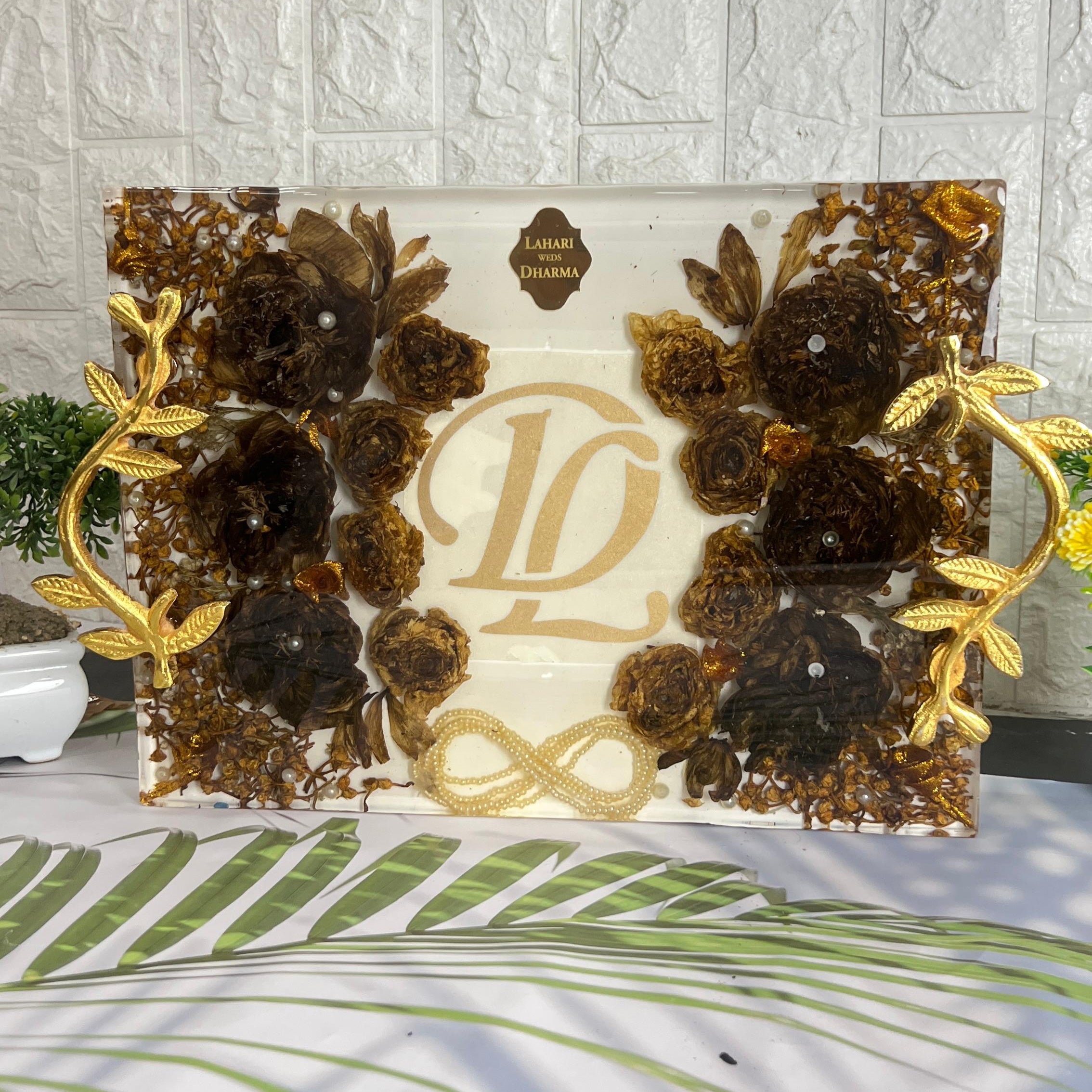 Resin Tray with Varmala Flowers Preservation