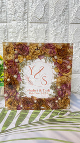 Deep-Casting Resin Frame with Preserved Wedding Card & Garland (8-Inches)