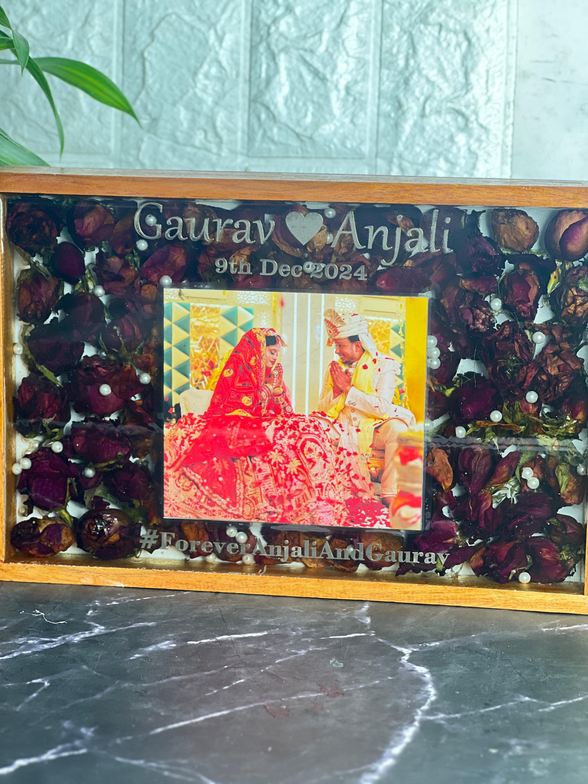 Resin Preservation of Wedding Varmala & Couple Photo (8*12 Inches)