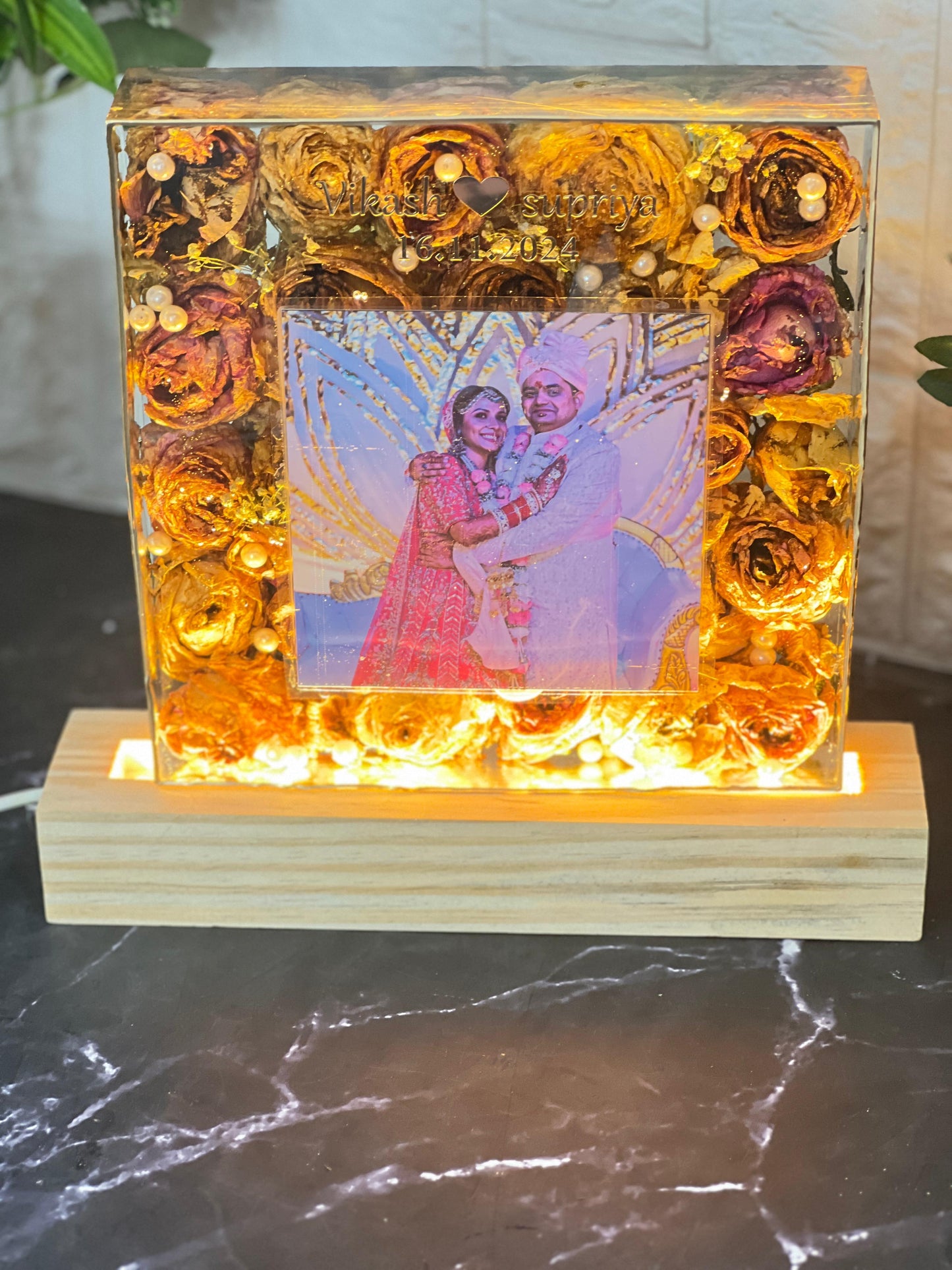 Resin 8inch square with LED connection Couple Name and Photo with Pearls Varmala Preservation