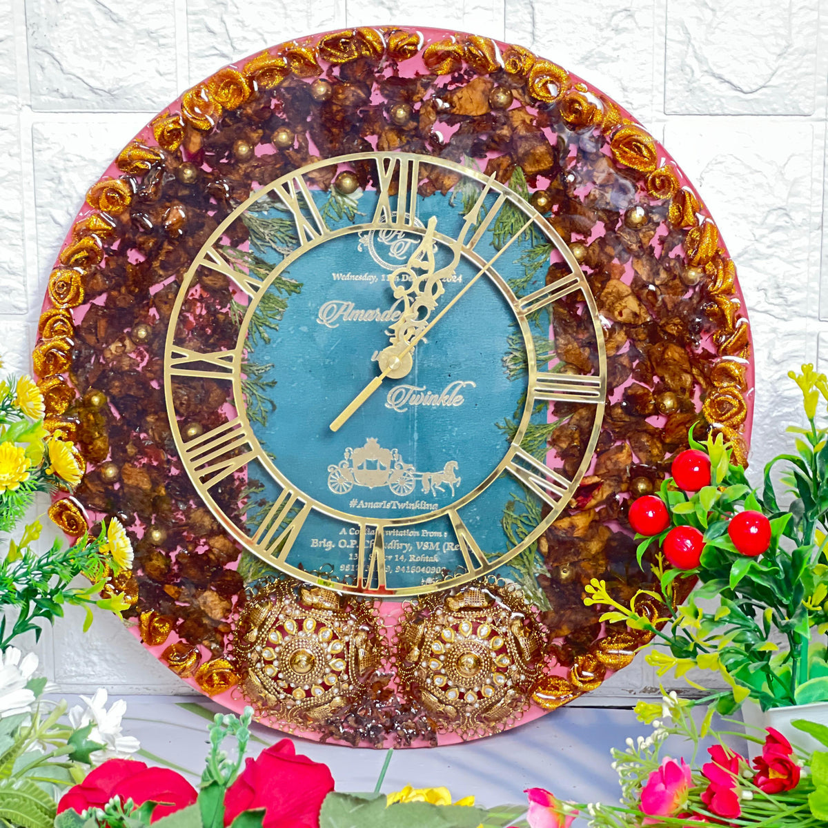Round Resin Clock with Wedding Card and Kaleera Preservation (14-Inches)