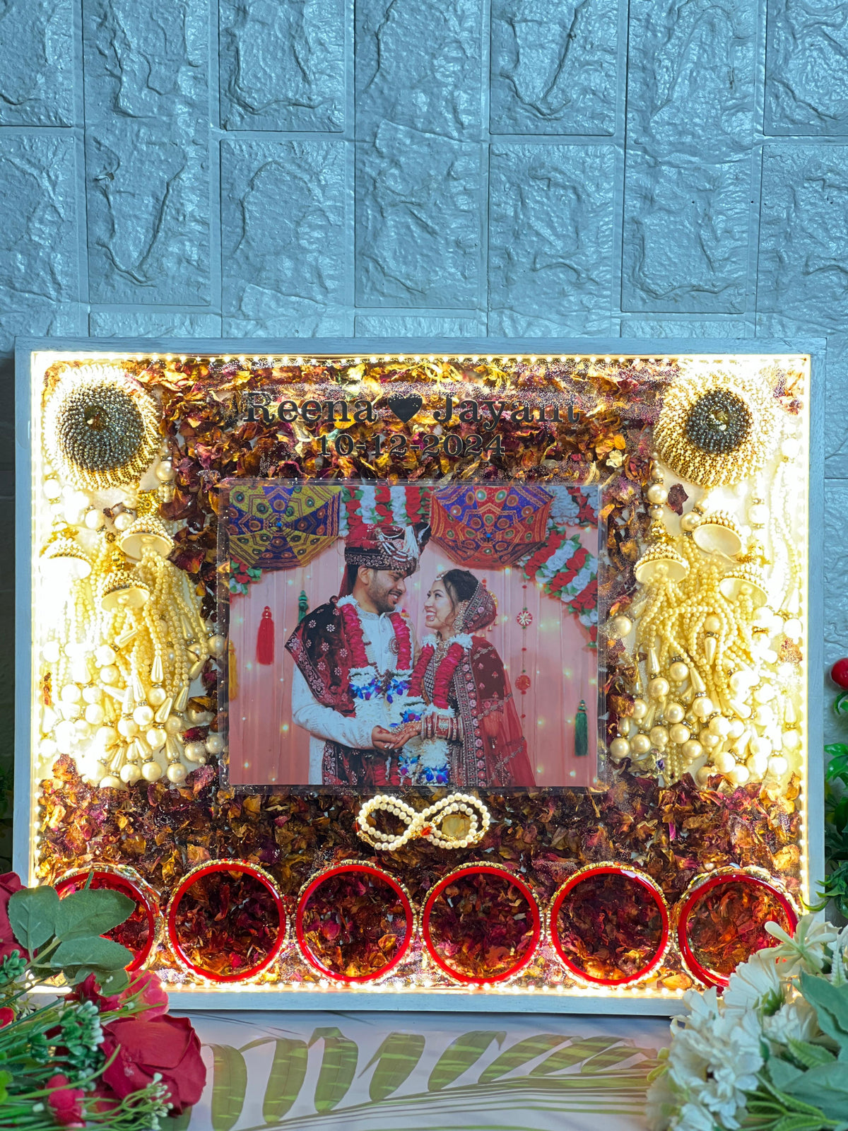 14-Inches LED Wooden Frame | Kaleera & Flowers Preservation