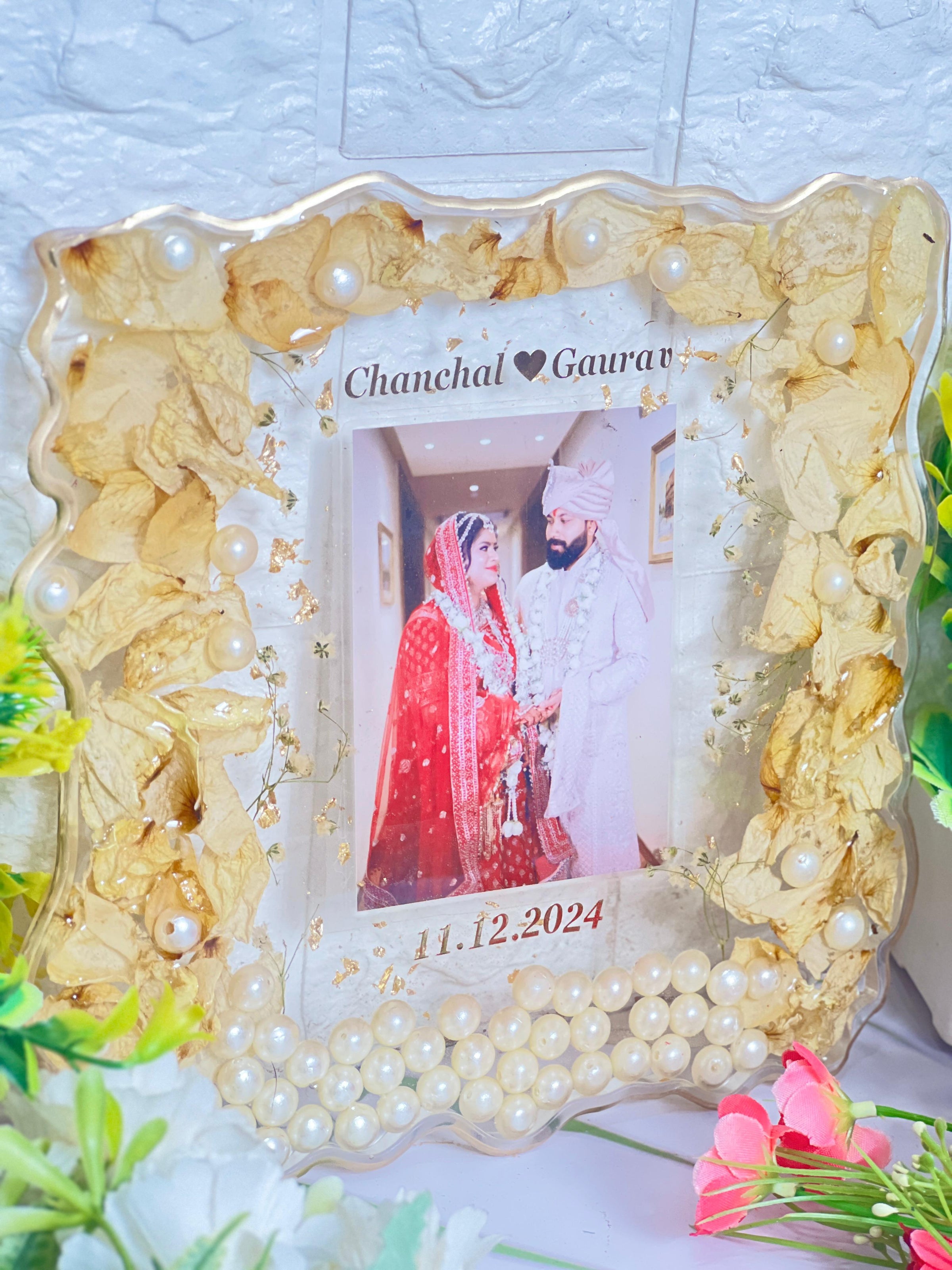 Wedding Jaymala Flowers Preservation in Curve Resin Frame (8-Inches)