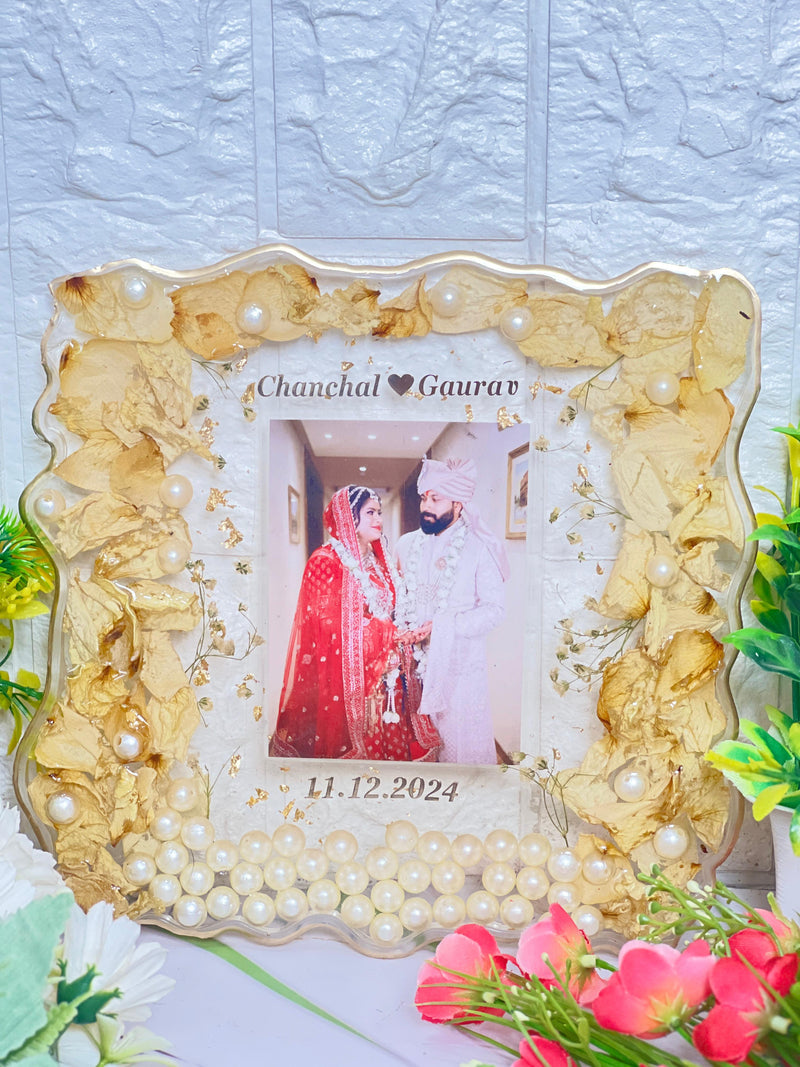 Resin 8 inch squre curve shape with Petals and and pearls with couple photo and name  Varmala Preservation