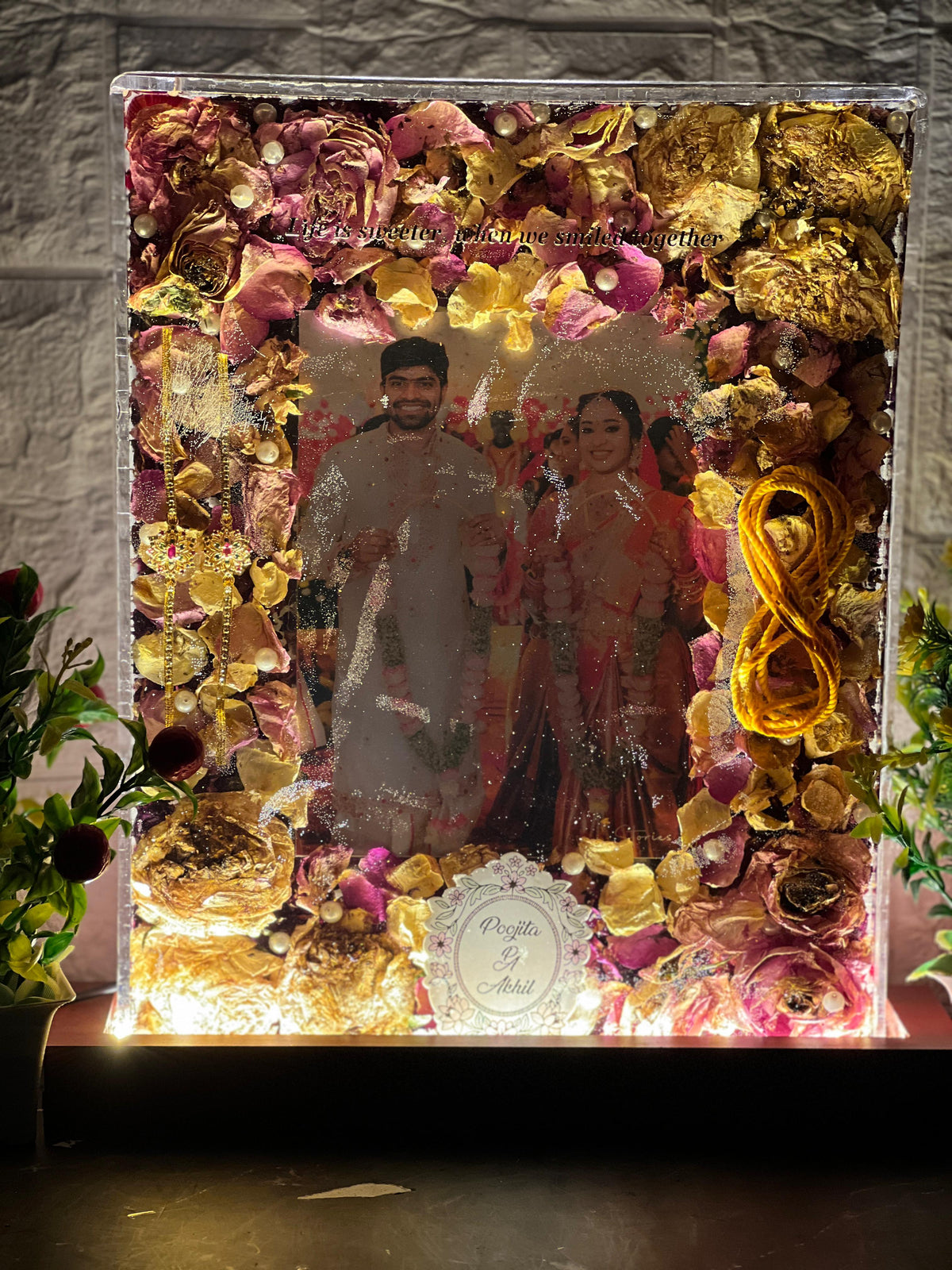 Custom Varmala Preservation Resin Frame | Wedding Card Preservation in Resin